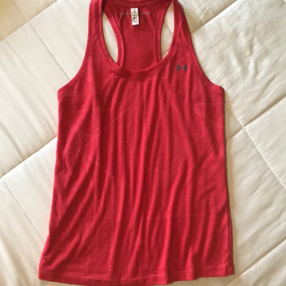 Under Armour tank
